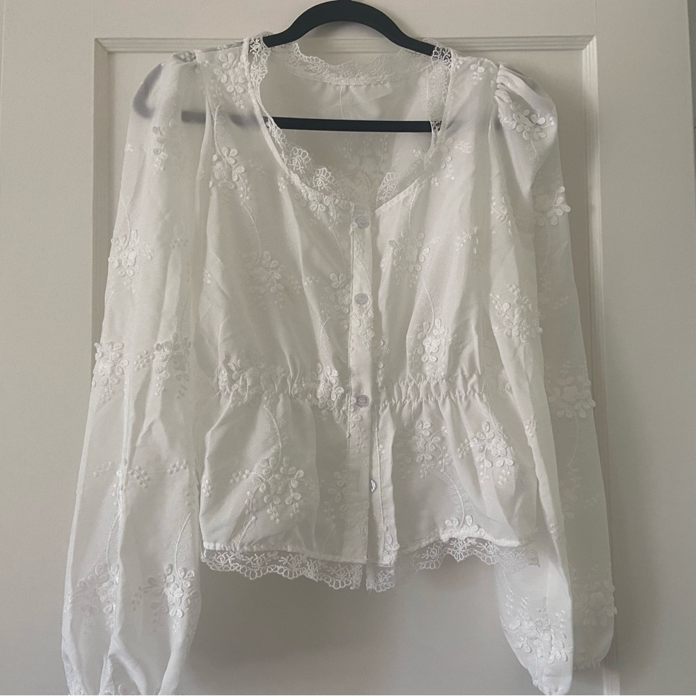 NEW White Buttoned Peplum Blouse with Long Sleeves elegant lace and style!